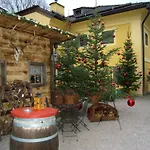 아파트 In Mit Grosser Terrasse By Interhome